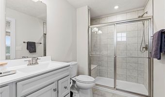 994 Bookman Ave, Akron, OH 44312