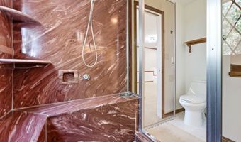 1501 E MAPLE HILLS Dr S, Bountiful, UT 84010