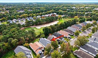 16 Greenways Ln, Lakewood, NJ 08701