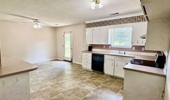 1809 Birchwood Dr, Beebe, AR 72012