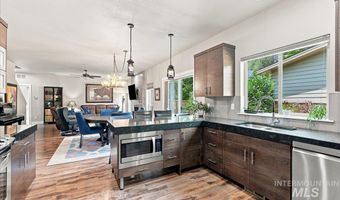 857 N River Path Ln, Boise, ID 83703