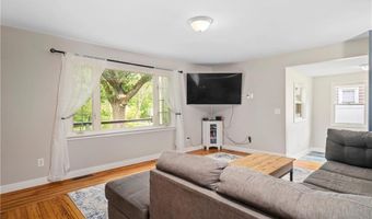 96 Dexter Rd, Scituate, RI 02857