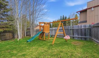 11710 Suncrest Cir, Anchorage, AK 99515