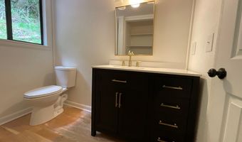 1136 Granny Squirrel Dr, Andrews, NC 28901
