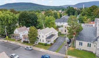 211 School St, Bennington, VT 05201