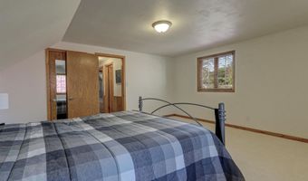 2207 S GLADYS Ave, Appleton, WI 54915