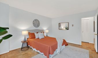 2939 VAN NESS St NW 414, Washington, DC 20008