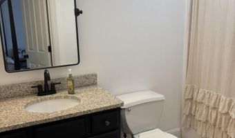 602 Murray St, Wapakoneta, OH 45895
