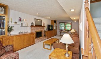 6589 Baron Ct, Avon, IN 46123