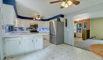 907 A Ave, Armstrong, IA 50514
