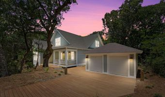 3 Creeping Cucumber Ct, Bald Head Island, NC 28461