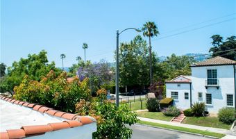 542 N Kilkea Dr, Los Angeles, CA 90048