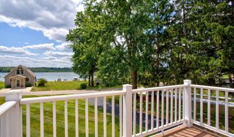 3235 Lakeview Dr, Allegan, MI 49010