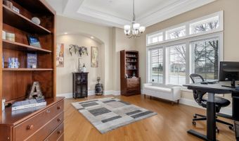 1454 E Northwest Hwy, Arlington Heights, IL 60004