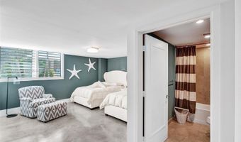 9400 W Bay Harbor Dr 103, Bay Harbor Islands, FL 33154