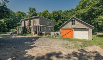 22-24 Hewitt St, Amsterdam, NY 12010