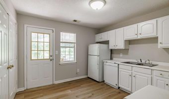 100 Woodstone 12, Athens, GA 30605