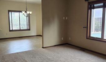 212 S Augusta Ave, Brandon, SD 57005