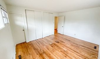 1112 W Lake Dr, Athens, GA 30606