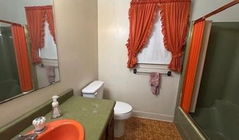 124 Albemarle Drive Dr, Ahoskie, NC 27910