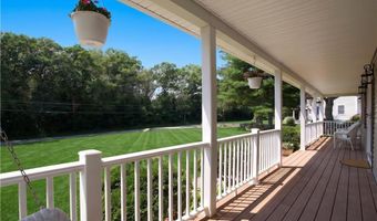 3 Courtney Ln, Hopkinton, RI 02832