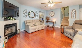 14 Kaylor Dr, Arden, NC 28704