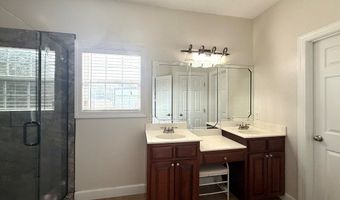 93 Oak Forrest Dr, Adel, GA 31620