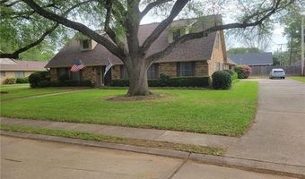215 SWEETBRIAR Dr, Alexandria, LA 71303