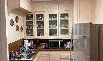 1021 E 2nd St, Alice, TX 78332