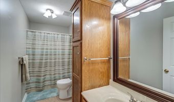 2818 Oakwood Dr, Bardstown, KY 40004