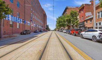 827 N HOWARD St, Baltimore, MD 21201