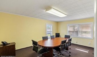 369 N Main St, Barnegat, NJ 08005