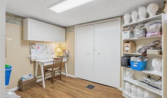 721 E River Rd, Anoka, MN 55303
