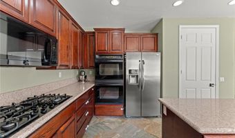 10927 Deer Valley Rd, Yucaipa, CA 92399