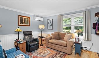 37 Niblick Cir, Coventry, RI 02816