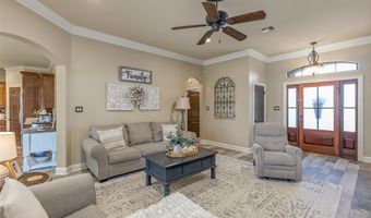 210 Sherwood Dr, Benton, LA 71006
