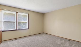 920 9th Ave NW, Altoona, IA 50009