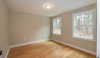 55 Richardson St, Billerica, MA 01821