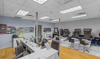 94 E BROWNING Rd, Bellmawr, NJ 08031