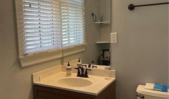 650 DEKALB St, Auburn, AL 36830