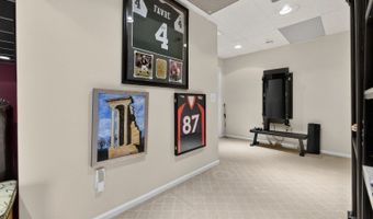 15 Hidden Valley Rd, Andover, NJ 07860