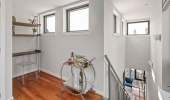 1211 13TH St NW 803, Washington, DC 20005