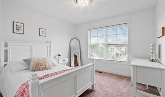 405 Riverside Cir, Anoka, MN 55303