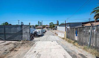1133 Sweetwater Ln, Spring Valley, CA 91977