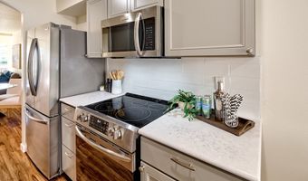 421 HARRIS Ln, Oregon City, OR 97045
