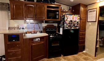 8785 NW Glenwood Rd, Amity, MO 64422