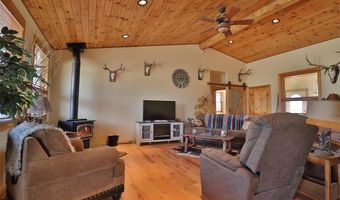 142 Tolman Rd, Clark, WY 82435