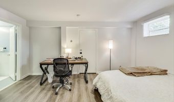 3100 N GLEBE Rd, Arlington, VA 22207