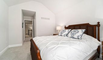 3306 Sunton Rd, Ann Arbor, MI 48105