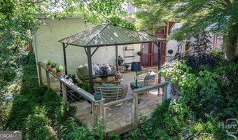 585 White Cir 402, Athens, GA 30605